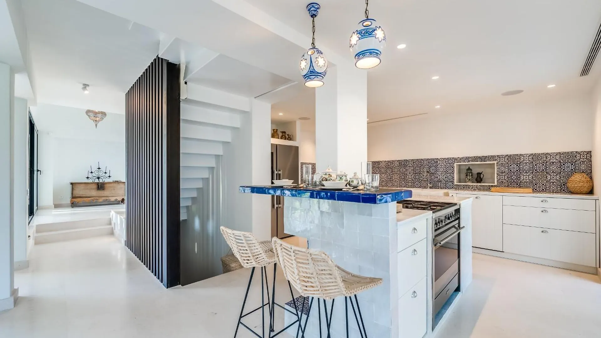 מארבלה All About Villa Jori