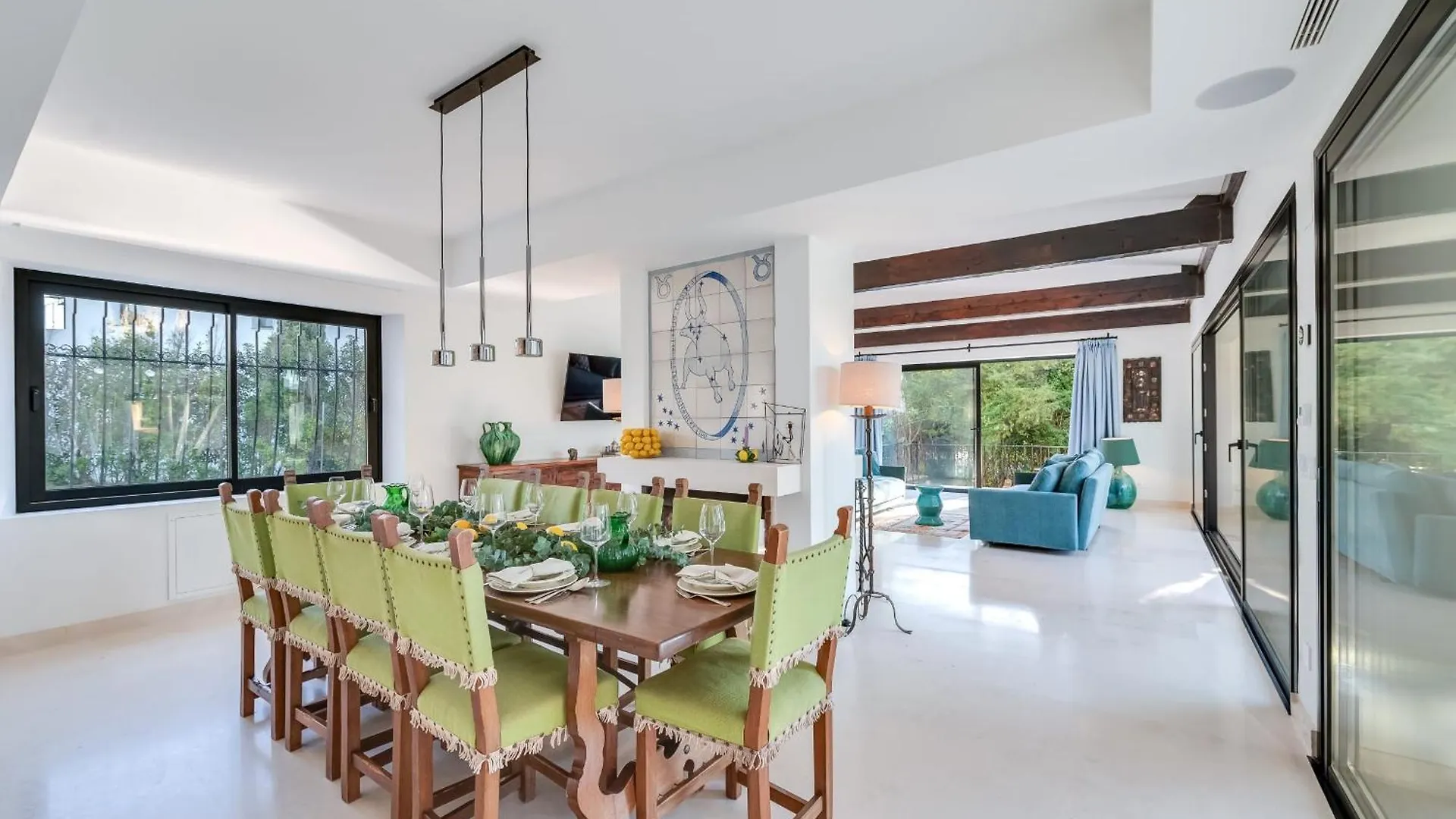 מארבלה All About Villa Jori ספרד