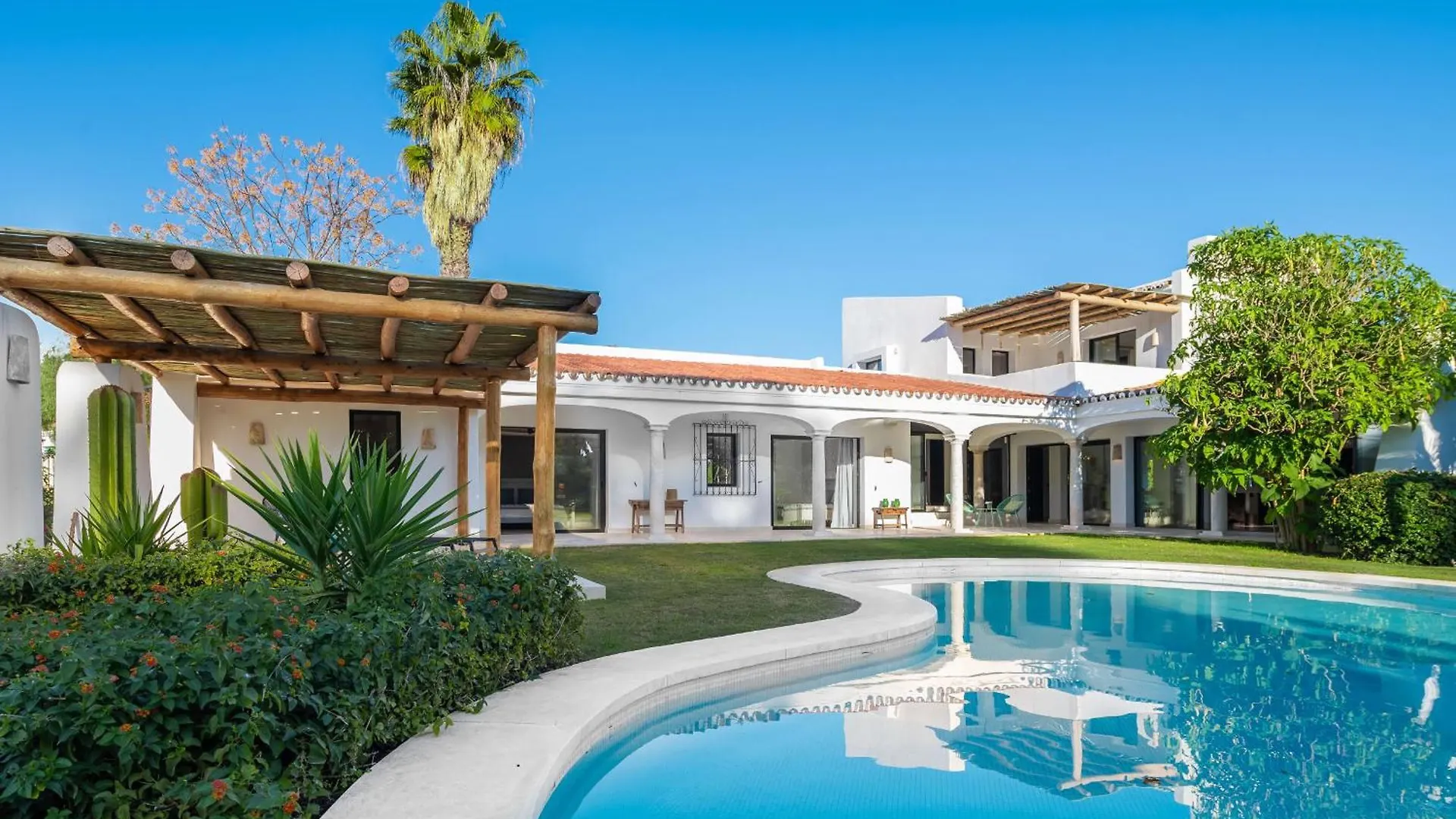 מארבלה All About Villa Jori 0*,