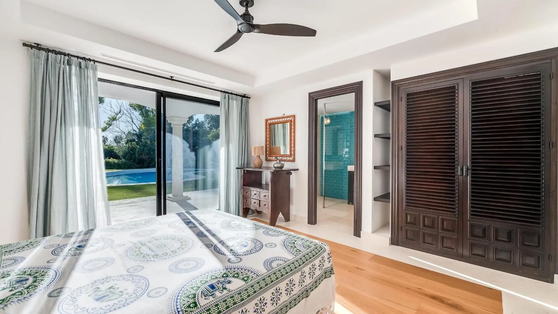 All About Villa Jori Marbella İspanya