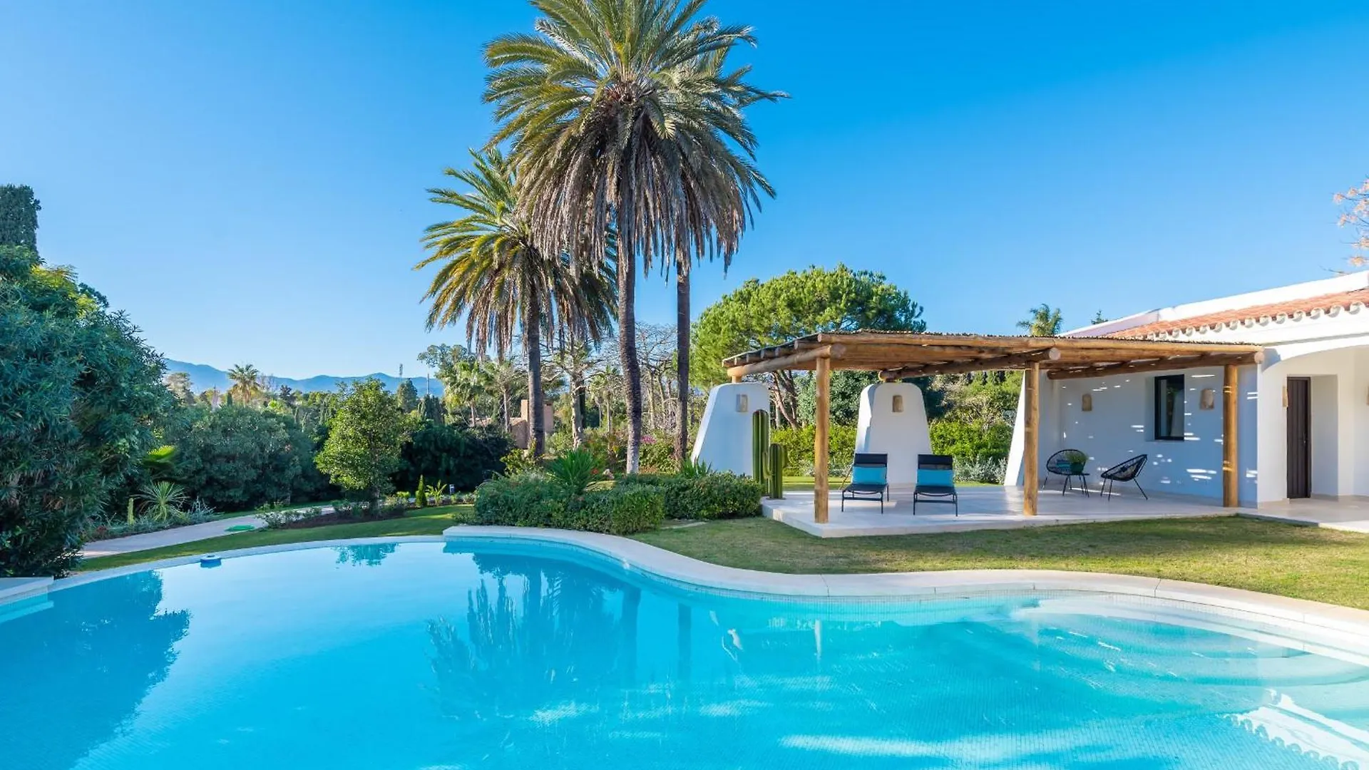 All About Villa Jori Marbella İspanya
